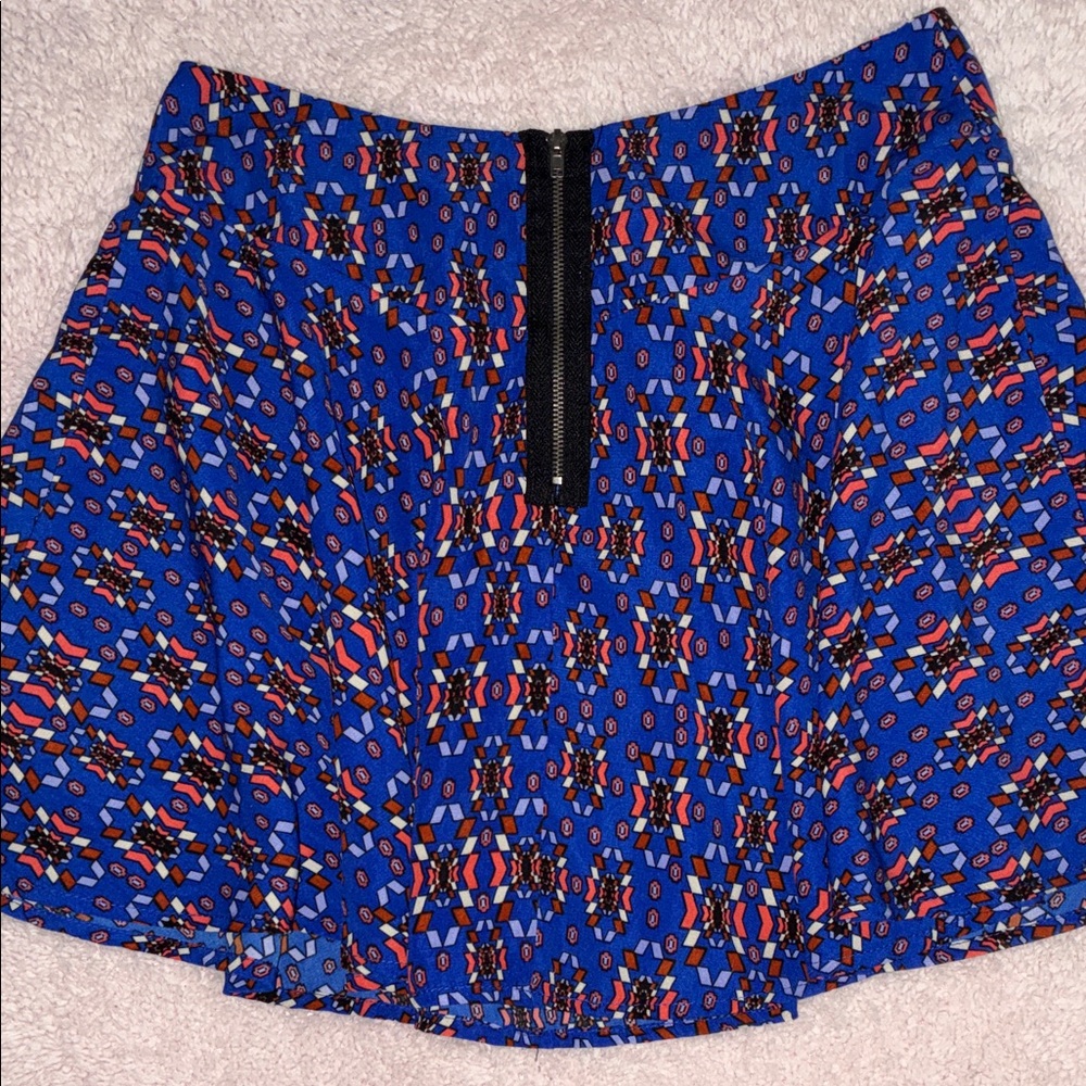 Mini skirt - Picture 3 of 3